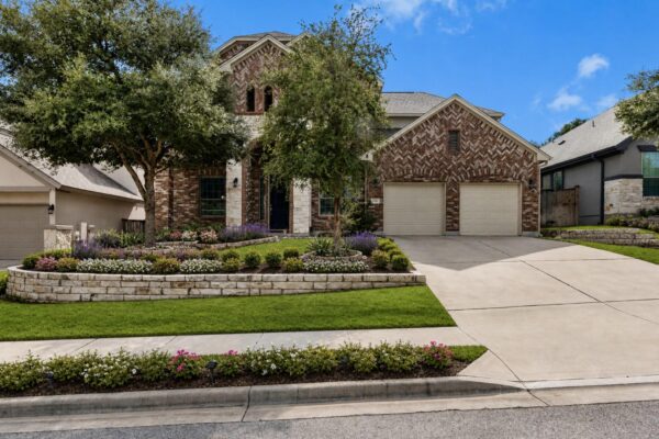2216 Lookout Knoll Dr, Leander