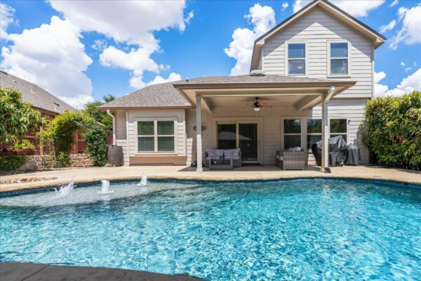 1901 Meandering Meadows Dr, Pflugerville