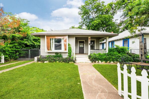 2032 E Cesar Chavez St, Austin