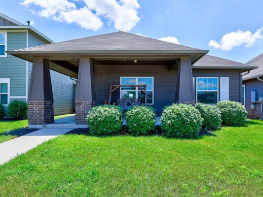 108 Timber Brook Dr, Hutto
