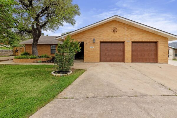 3704 Austin Cv, Lago Vista