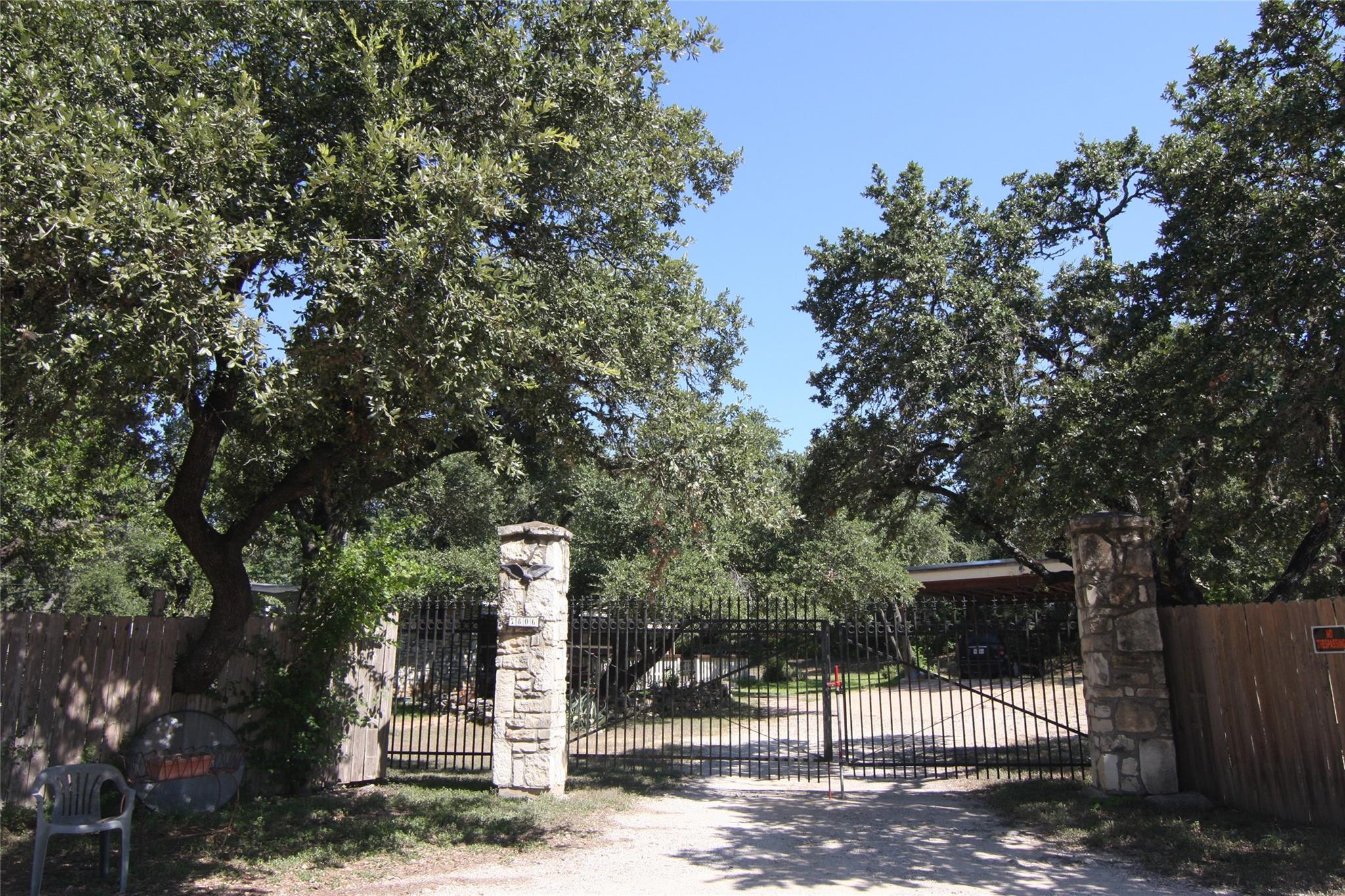 7806 & 7804 Indian Ridge Dr, Austin, TX 78737