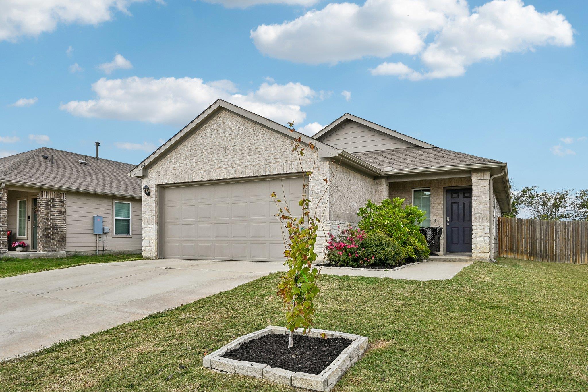 343 Andover Ln, Uhland, TX 78640
