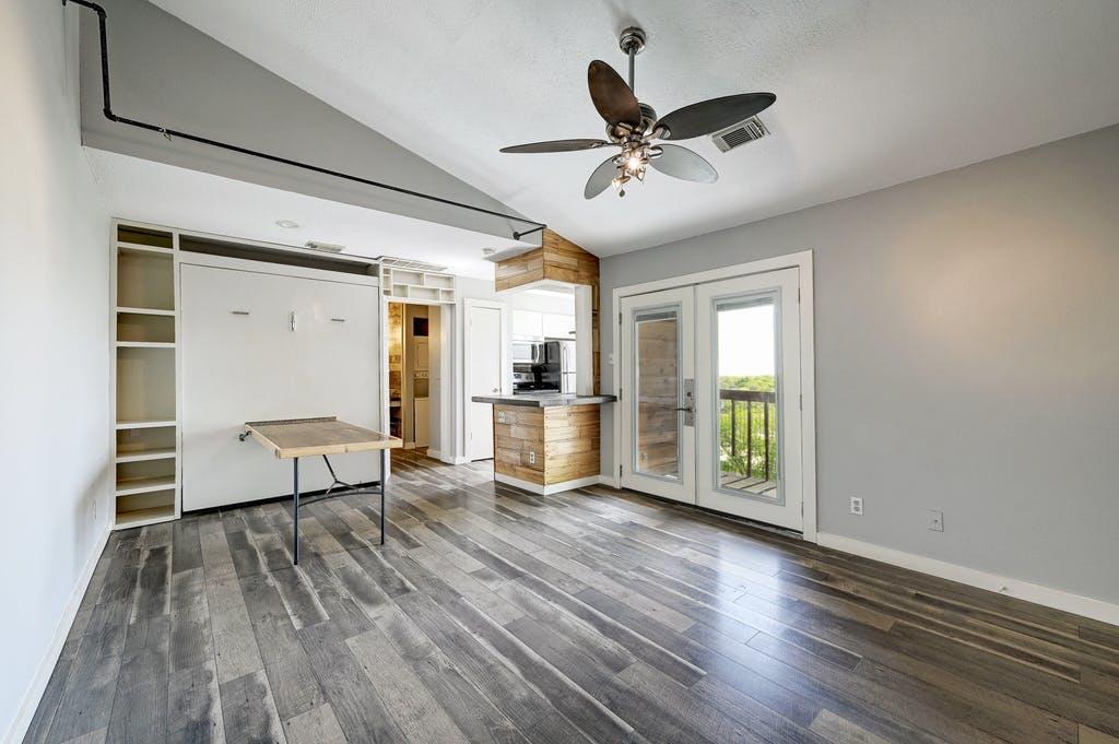 6903 Deatonhill Dr #16, Austin, TX 78745