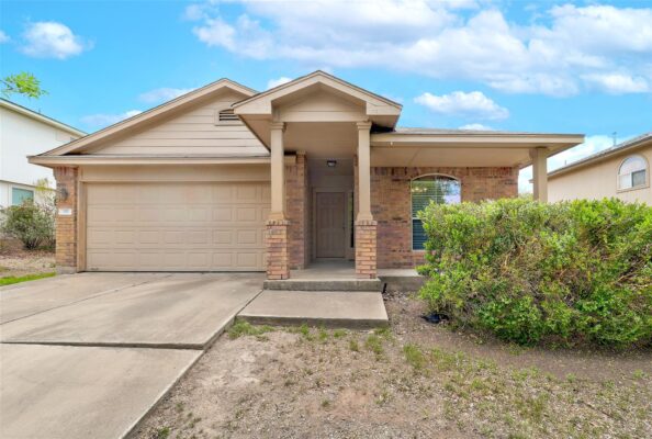351 Covent Dr, Kyle