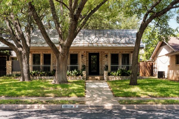 10810 Pinehurst Dr #1, Austin