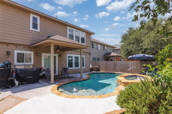 1905 Wheaton Trl, Cedar Park