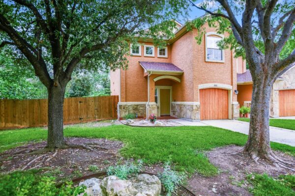 1802 Jentsch Ct #A, Austin
