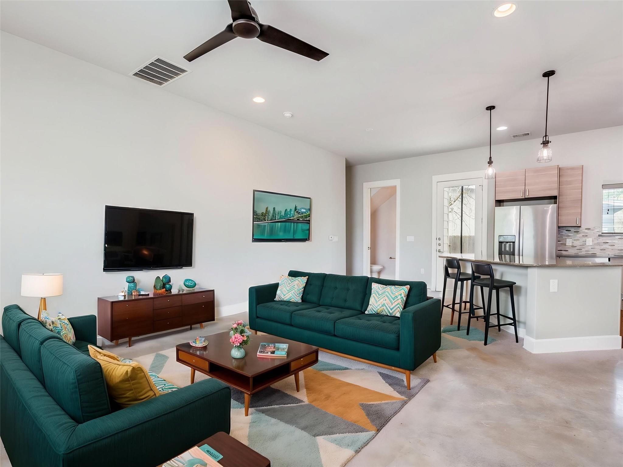 4707 Leslie Ave #A, Austin, TX 78721