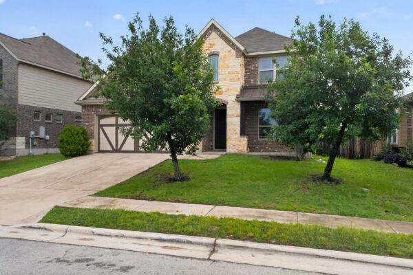 348 Vista Gardens Dr, Buda