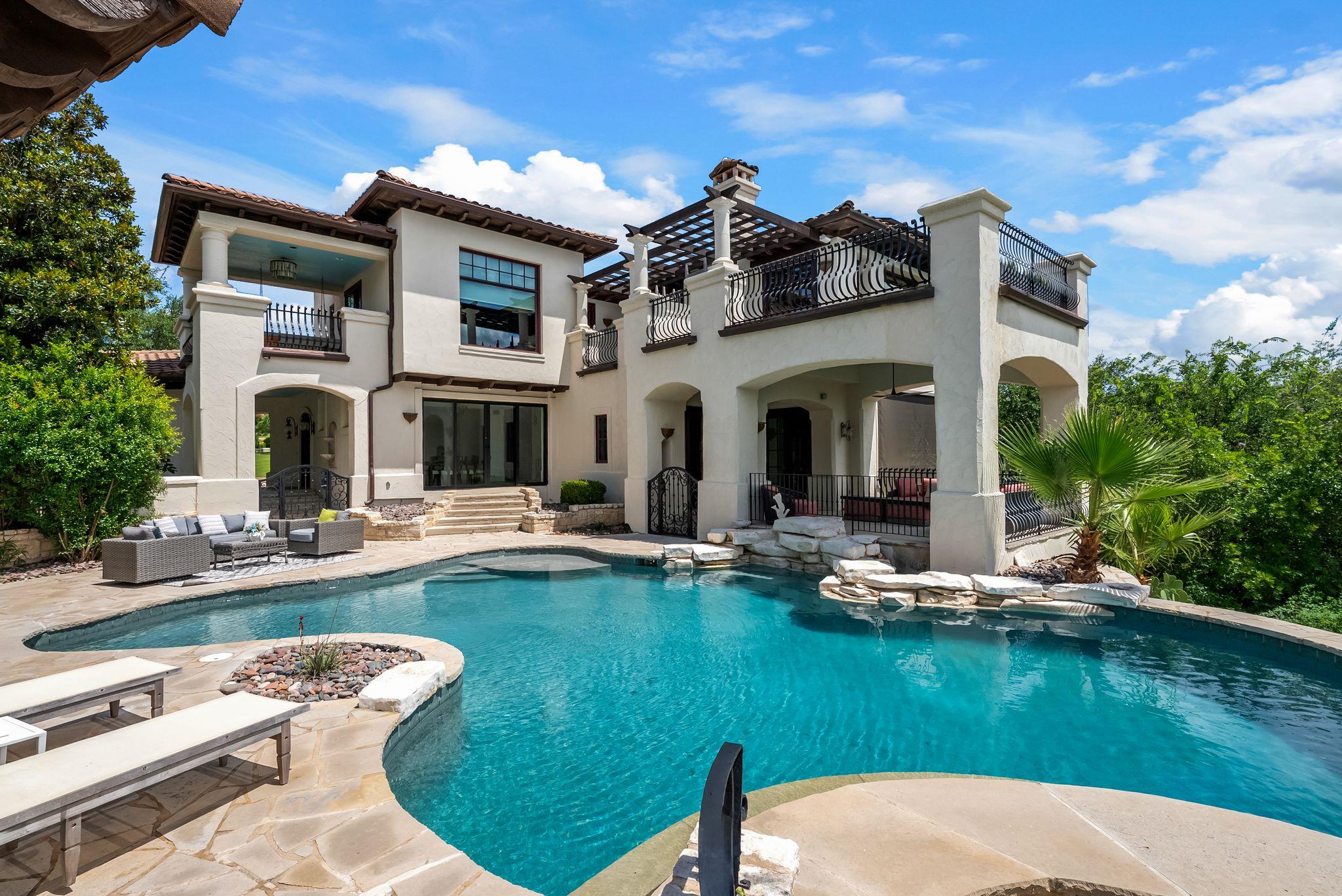 203 Bella Riva Dr, Austin, TX 78734