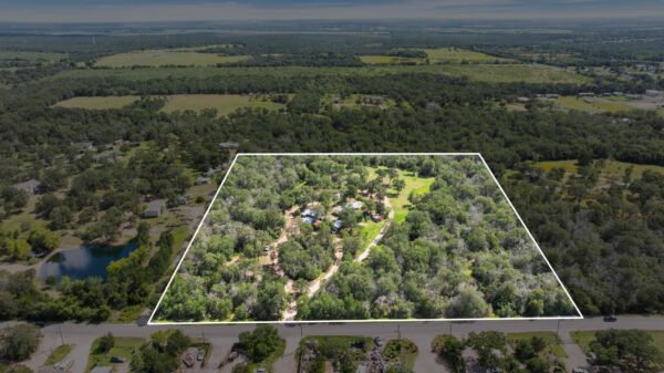 20311 Ed Acklin Rd, Manor