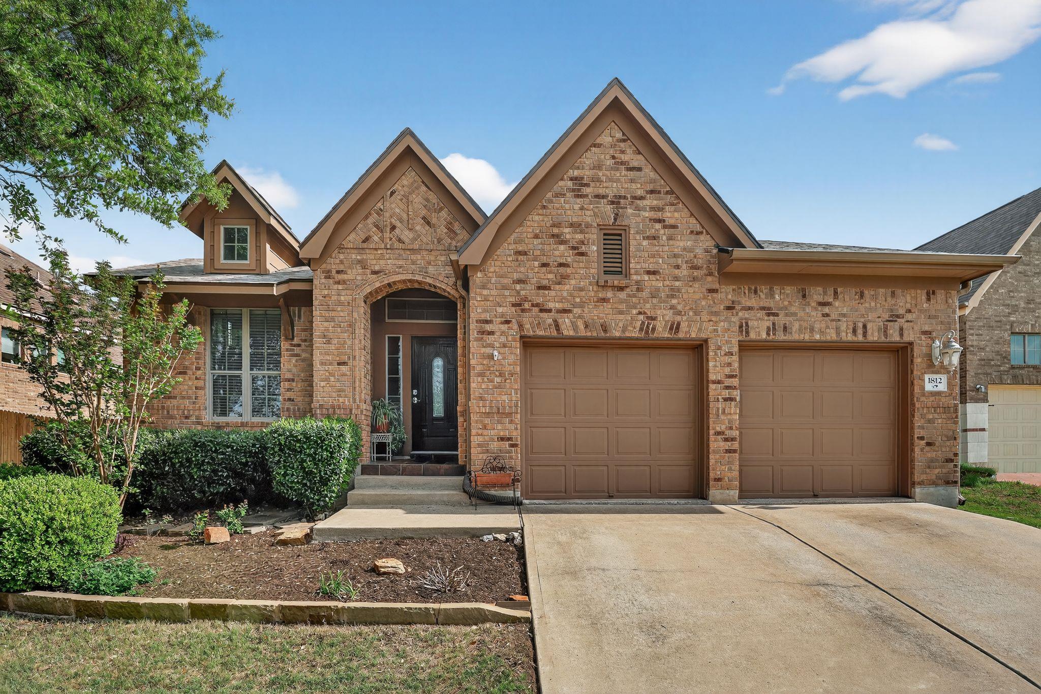 1812 Paseo Verde Dr, Leander