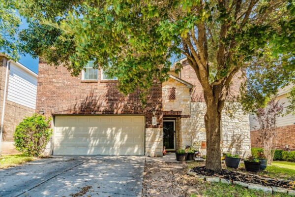 1054 Clark Brothers Dr, Buda