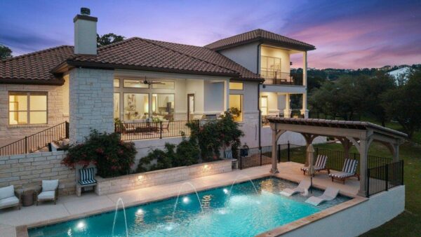 8417 Kelly Cv, Lago Vista
