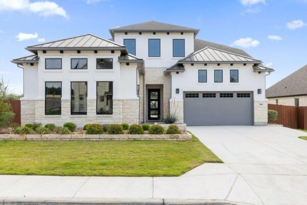 1300 Shelby Ln, Georgetown
