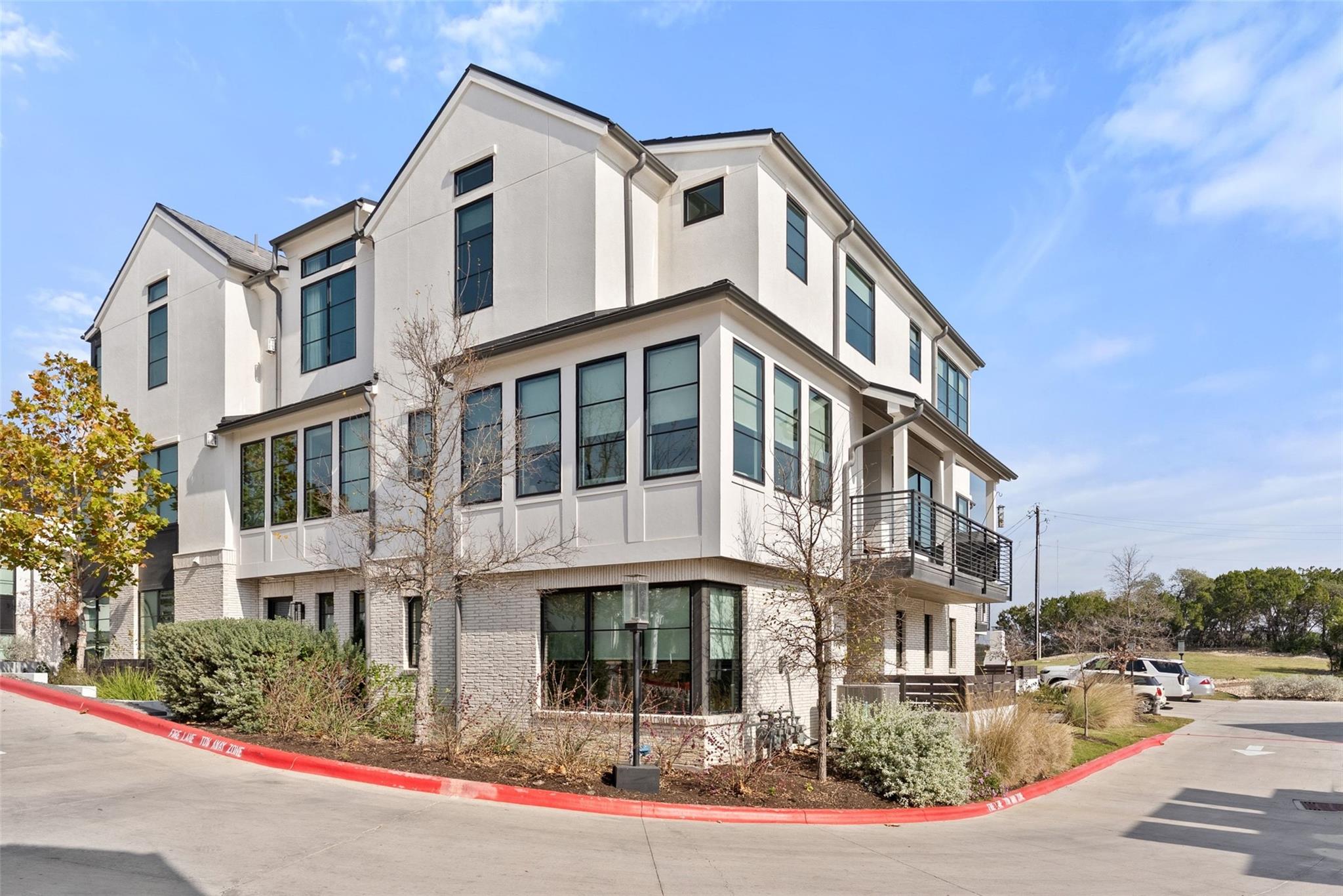 700 Ariana Ct, Austin