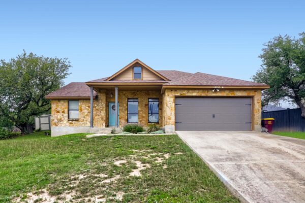 10213 Thomas Ln, Dripping Springs