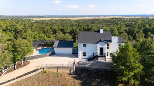 108 Koolua Dr, Bastrop