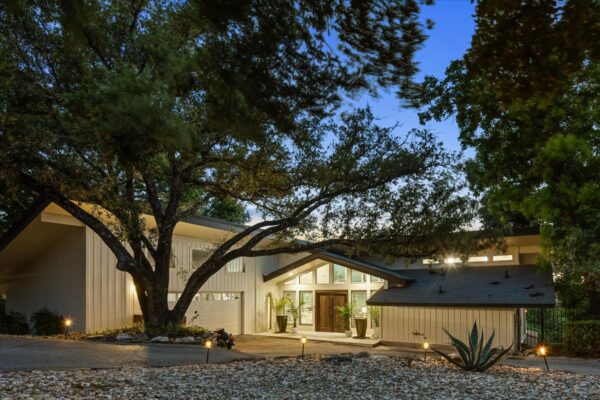 909 Electra None, Lakeway