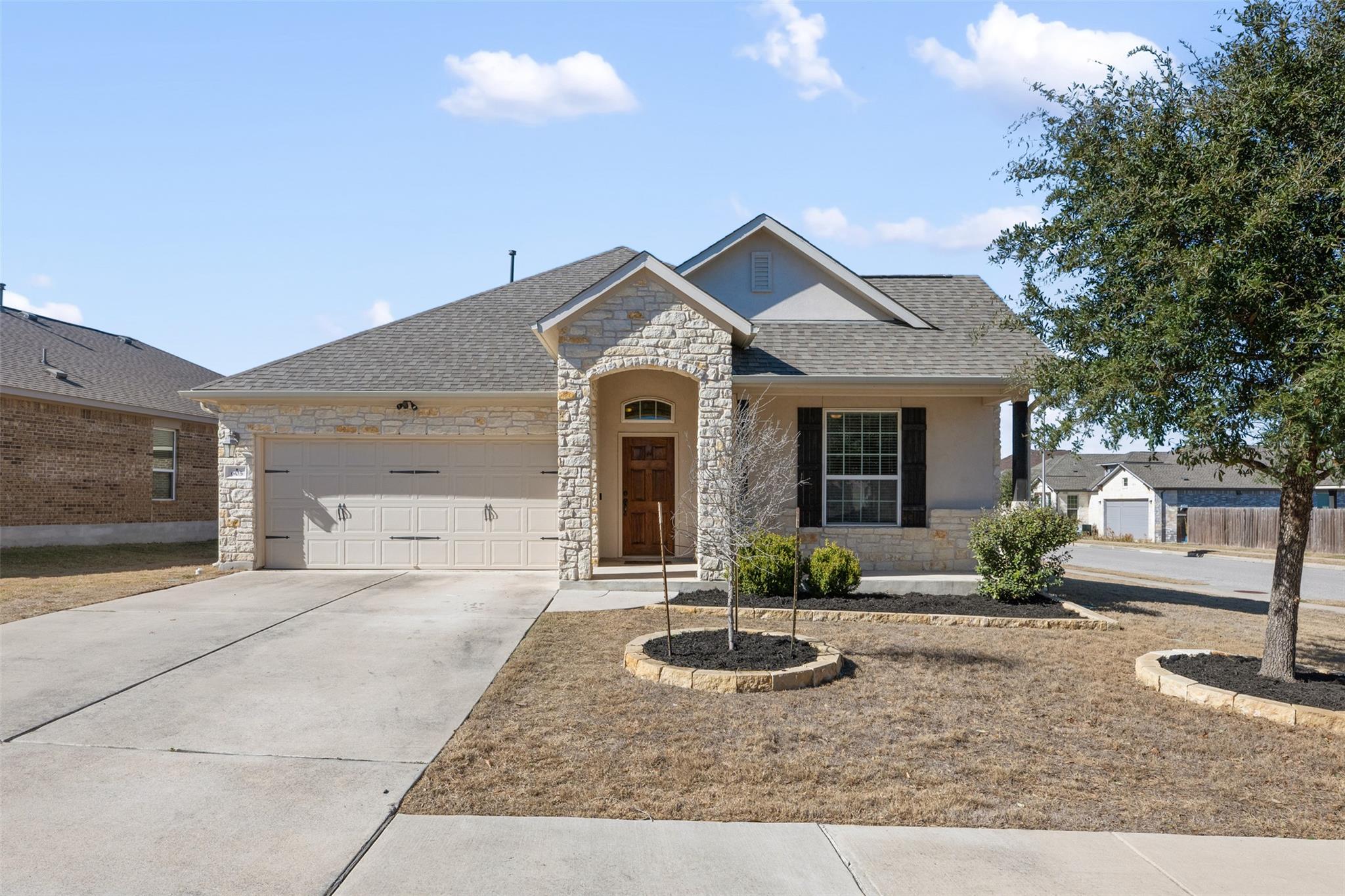 605 Palmilla St, Leander, TX 78641