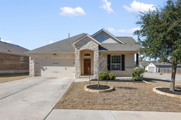 605 Palmilla St, Leander