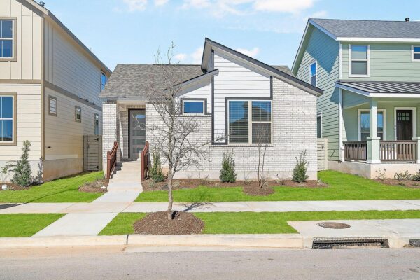 186 Weaver Ln, Bastrop