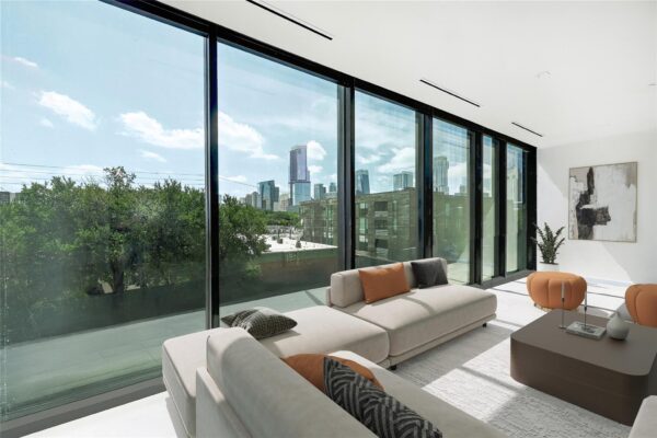 1006 Baylor St #203, Austin