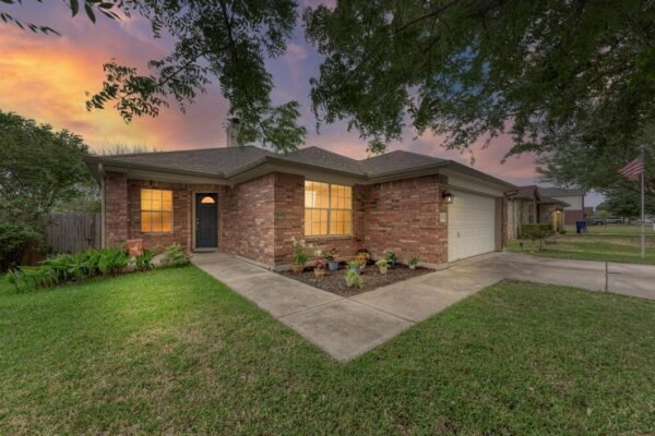 207 Kerley Dr, Hutto