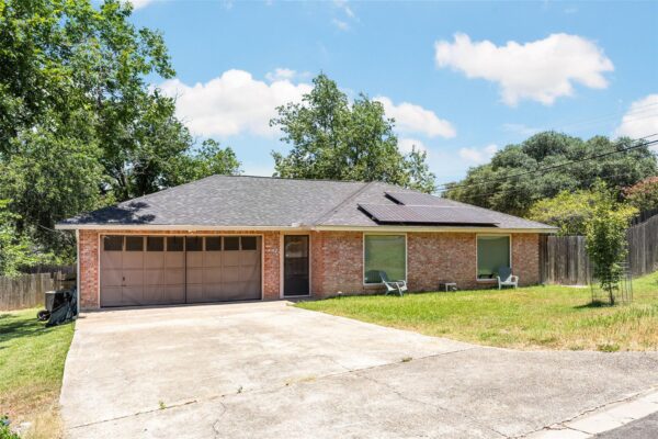 102 Chaparral St, San Marcos