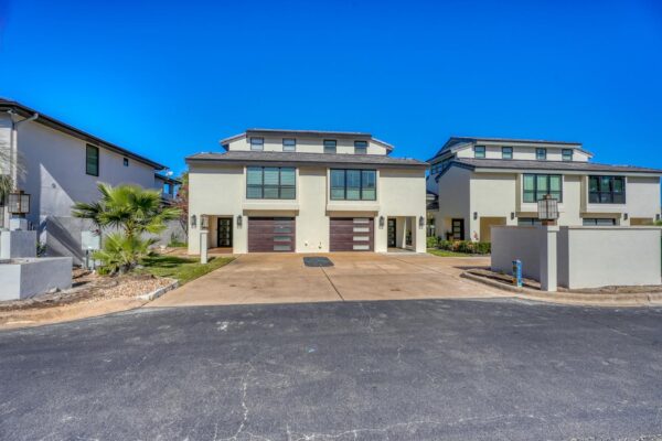 528 Lighthouse Dr #6, Horseshoe Bay