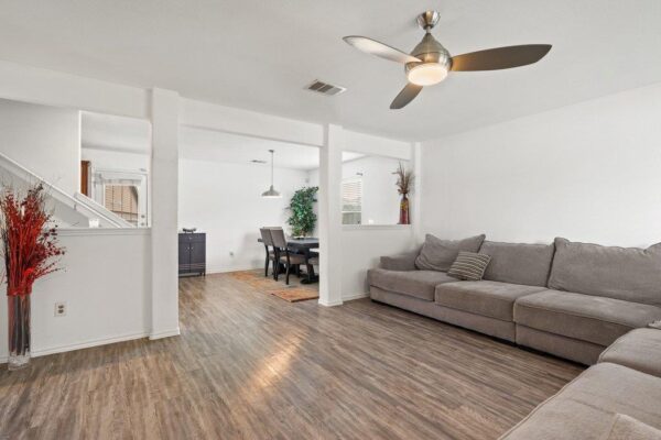13212 High Sierra St, Manor