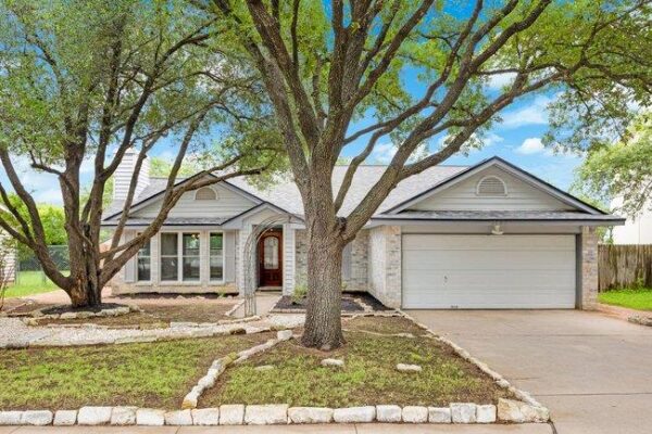 2002 Brook Holw, Cedar Park