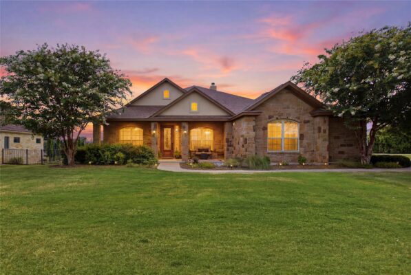 224 Whitney Woods Cir, Georgetown