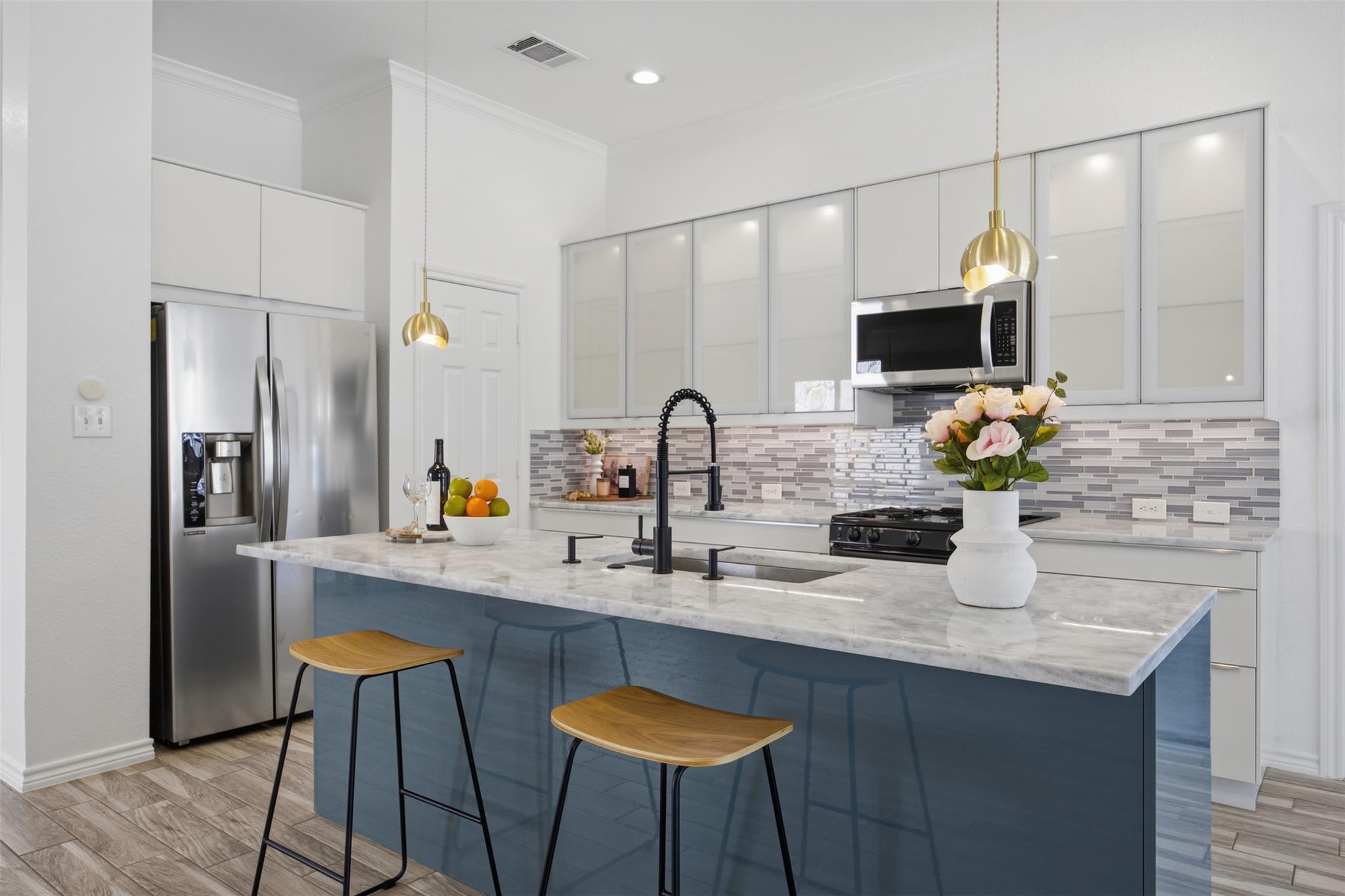 204 Newport Landing Pl, Round Rock