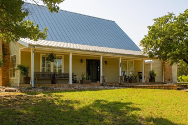 405 Frederick Rd, Fredericksburg