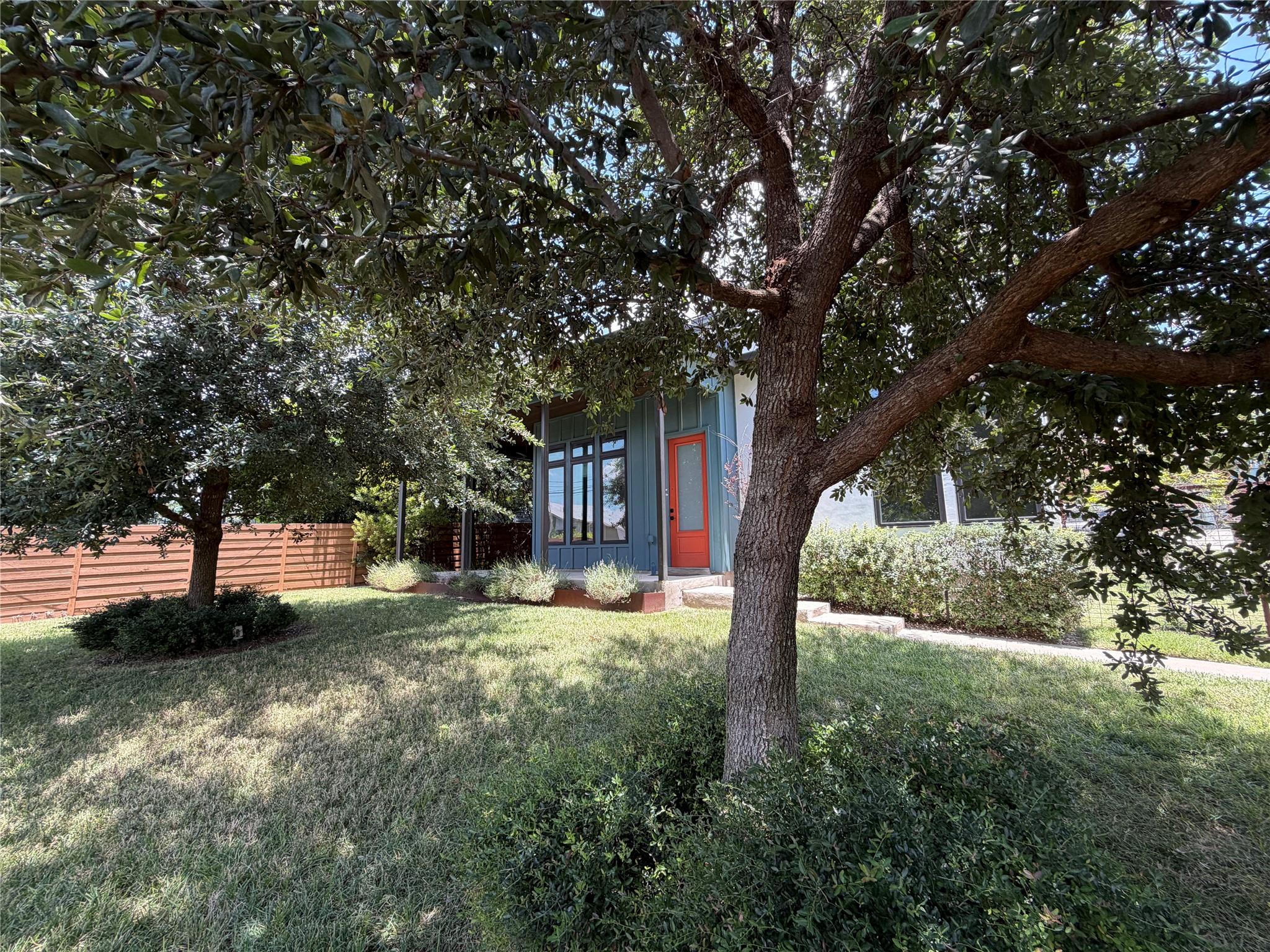 2105 Greenwood Ave #A, Austin, TX 78723
