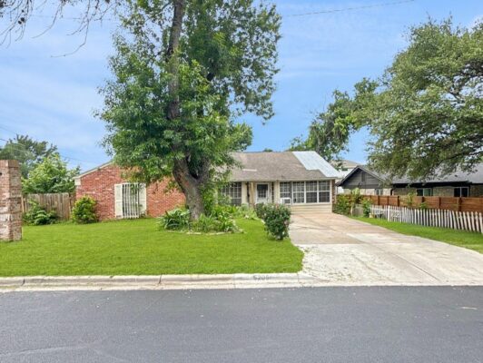 5205 Stone Gate Dr, Austin