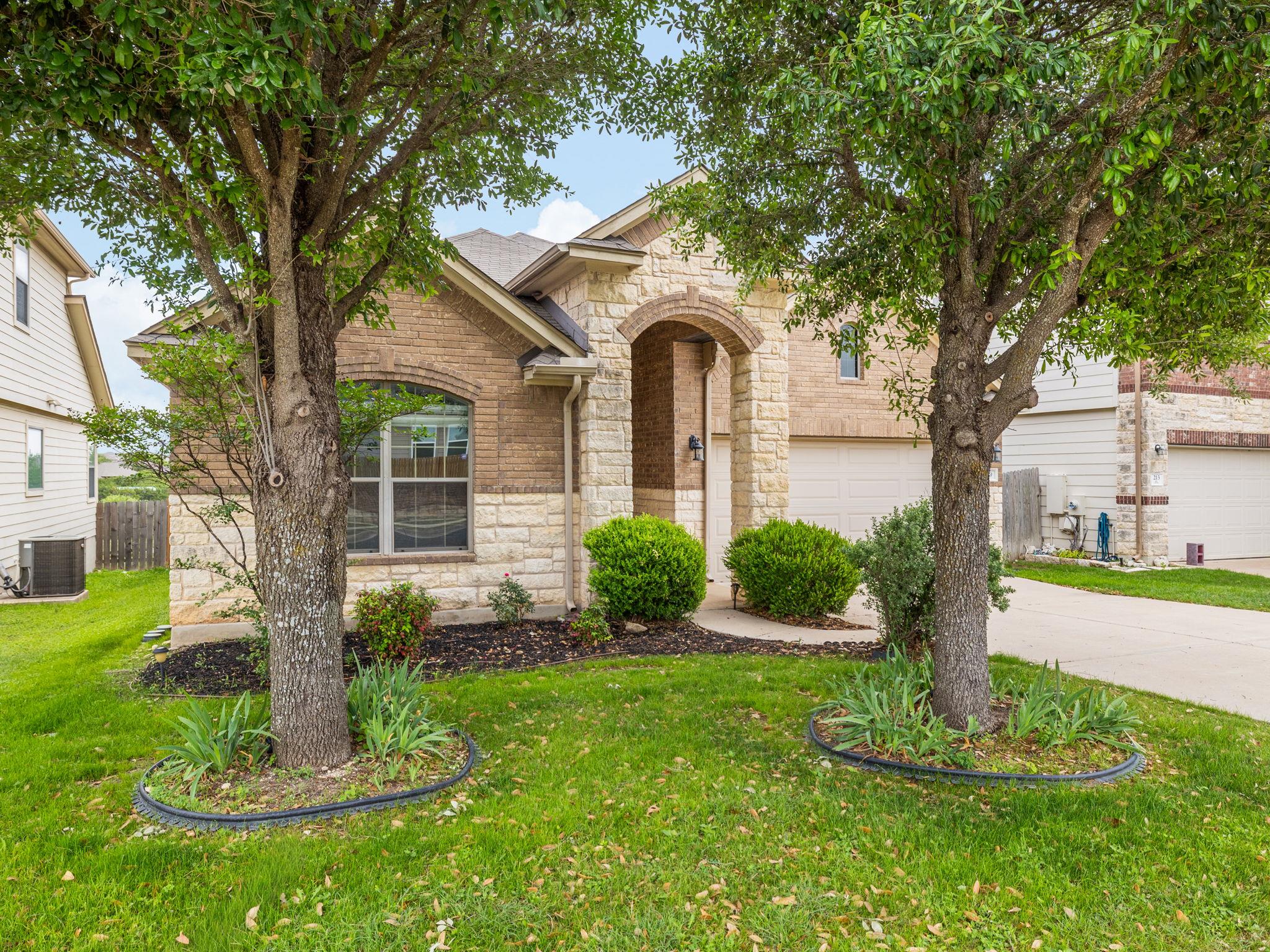 209 Siltstone Way, Liberty Hill, TX 78642