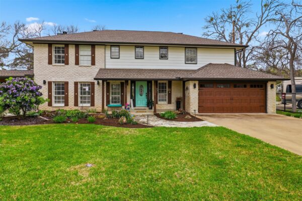 434 E Castleshoals Dr, Marble Falls