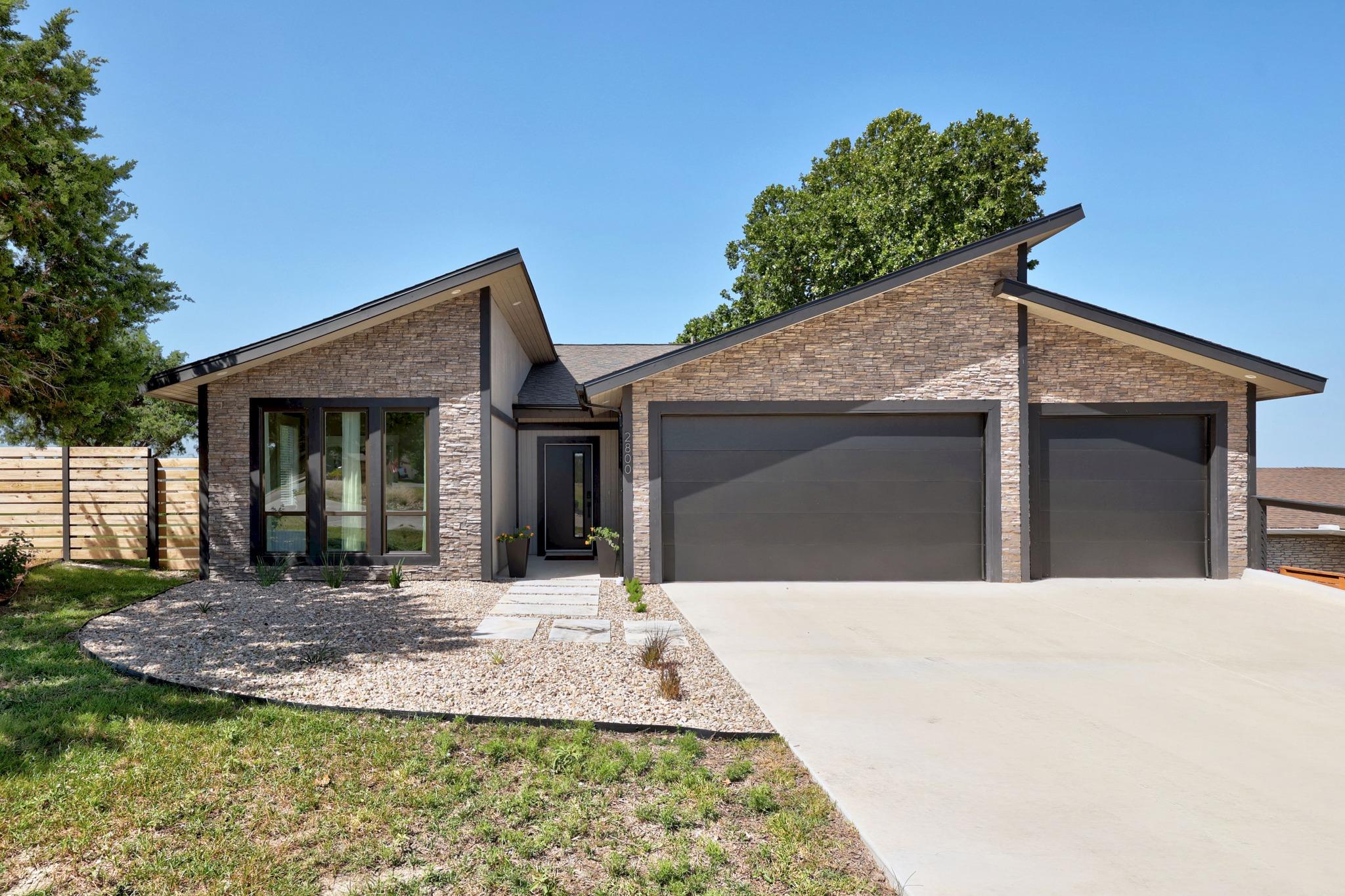 2800 Douglas Cv, Lago Vista, TX 78645