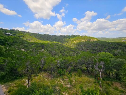 918 Terrace Mountain Dr, West Lake Hills