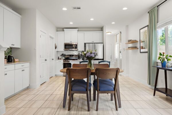 532 White Steppe Way #252, Georgetown
