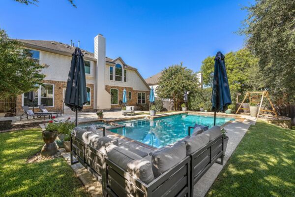 3712 Royal Port Rush Dr, Round Rock
