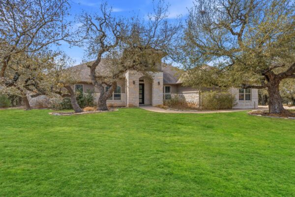 468 Lloyd Ln, Dripping Springs