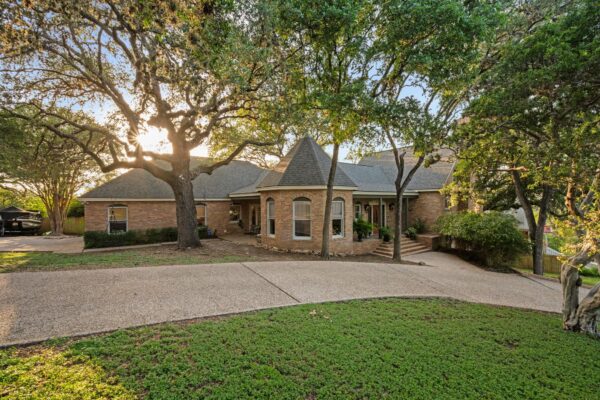 221 Camaro Way, San Marcos
