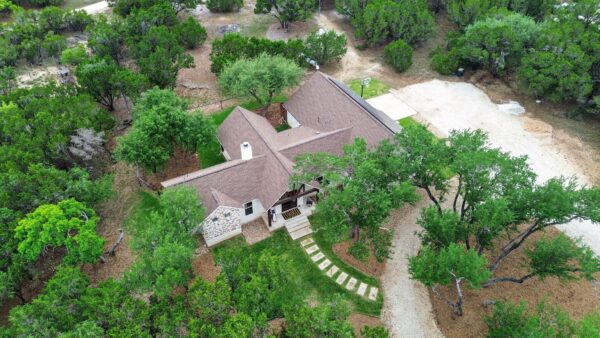 270 Rambling Oaks Dr, Wimberley