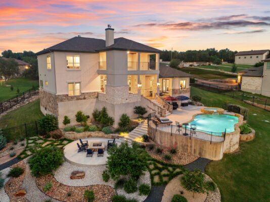 204 Wilderness Trl, Georgetown