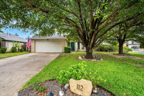 112 Dogwood Dr, Georgetown