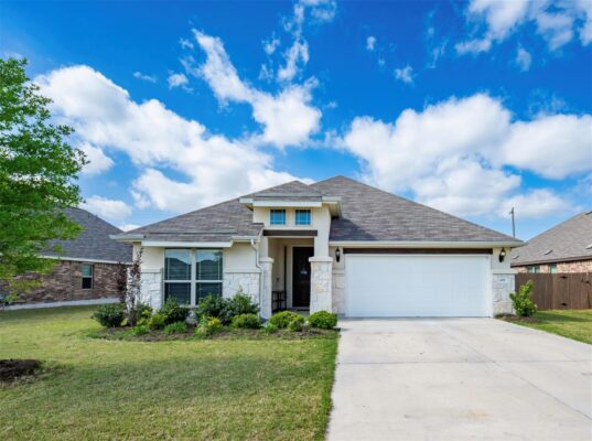 402 Pulitzer Dr, Hutto